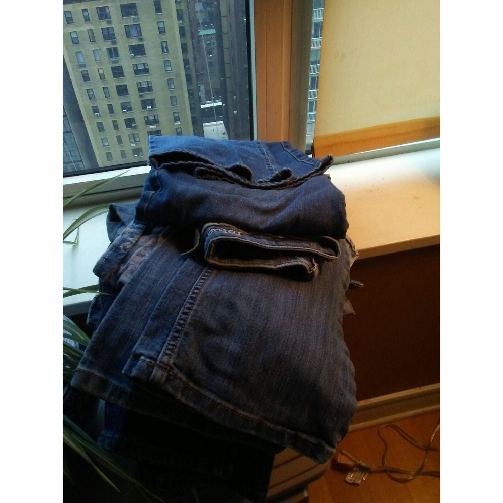 Box  3 Assorted Womens Jeans